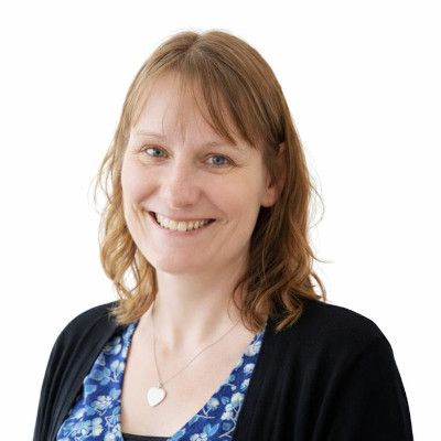 Karen - Assistant Accountant